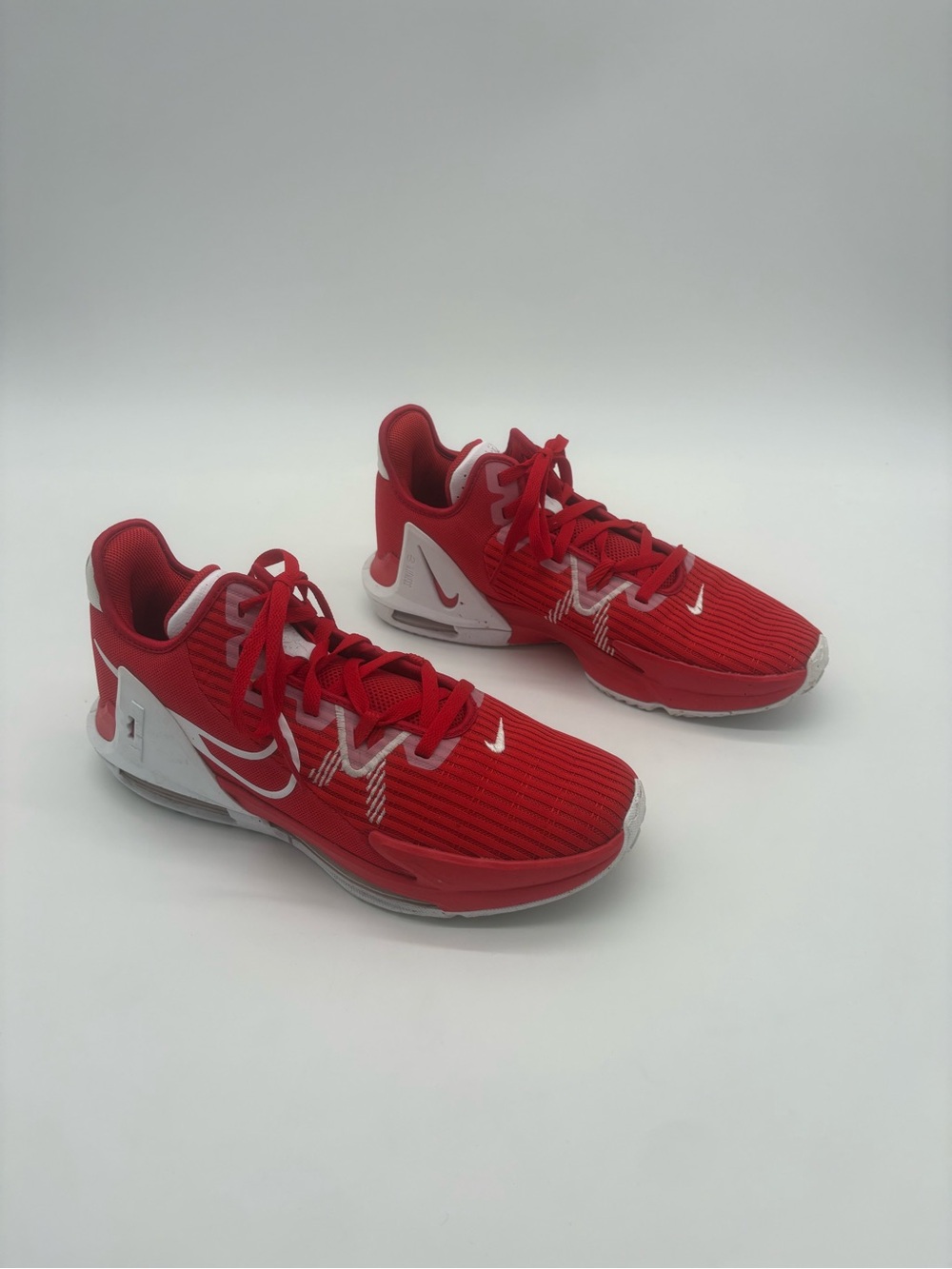 Nike LeBron Witness 6 VI TB University Red White Basketball Shoes Men’s 12